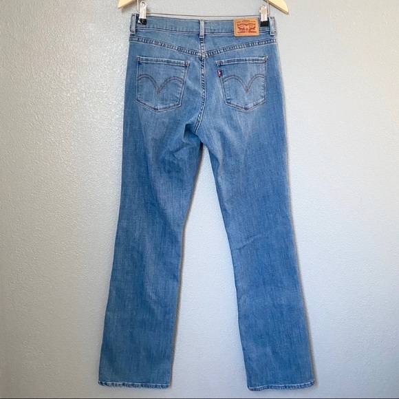 4 pairs of Levi’s 515 Jeans - Picture 2 of 9